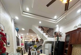 Bán Nhà Mặt Tiền 4 Tầng cạnh KDC Hồng Long Hiệp Bình Phước Thủ Đức 123m2_4.2x30 Chỉ 14 Tỷ Hiếm Có